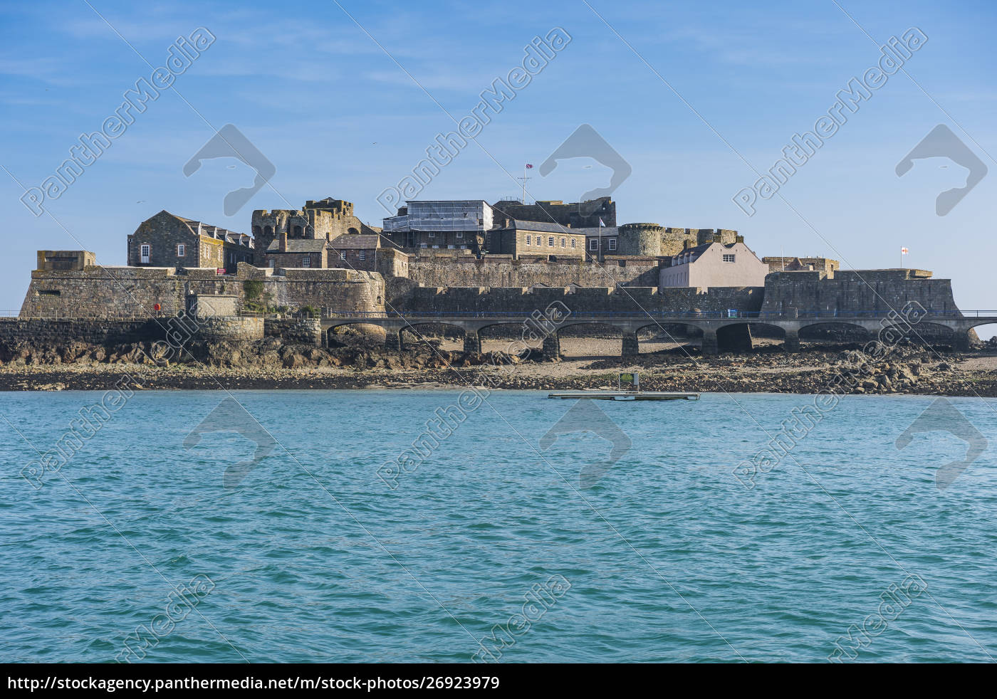 Reino Unido Islas Del Canal Guernsey Puerto De San Foto De Archivo Agencia De Stock Panthermedia